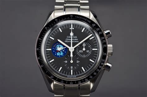 2003 omega speedmaster snoopy